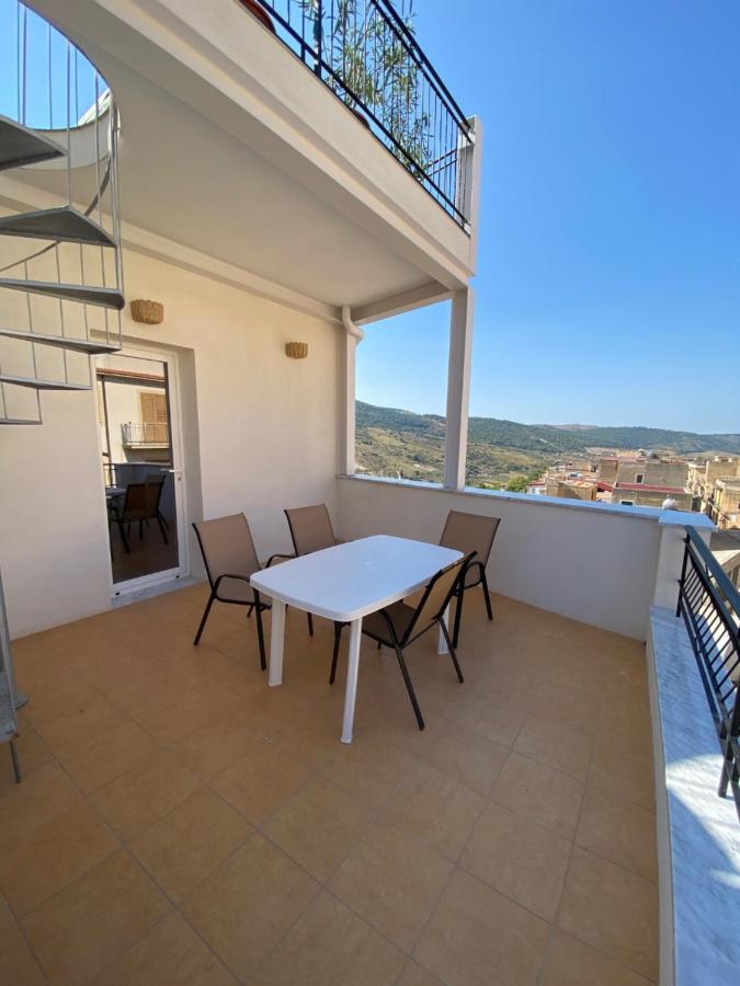 Vista Baglio Grande Apartment Sambuca di Sicilia Bagian luar foto