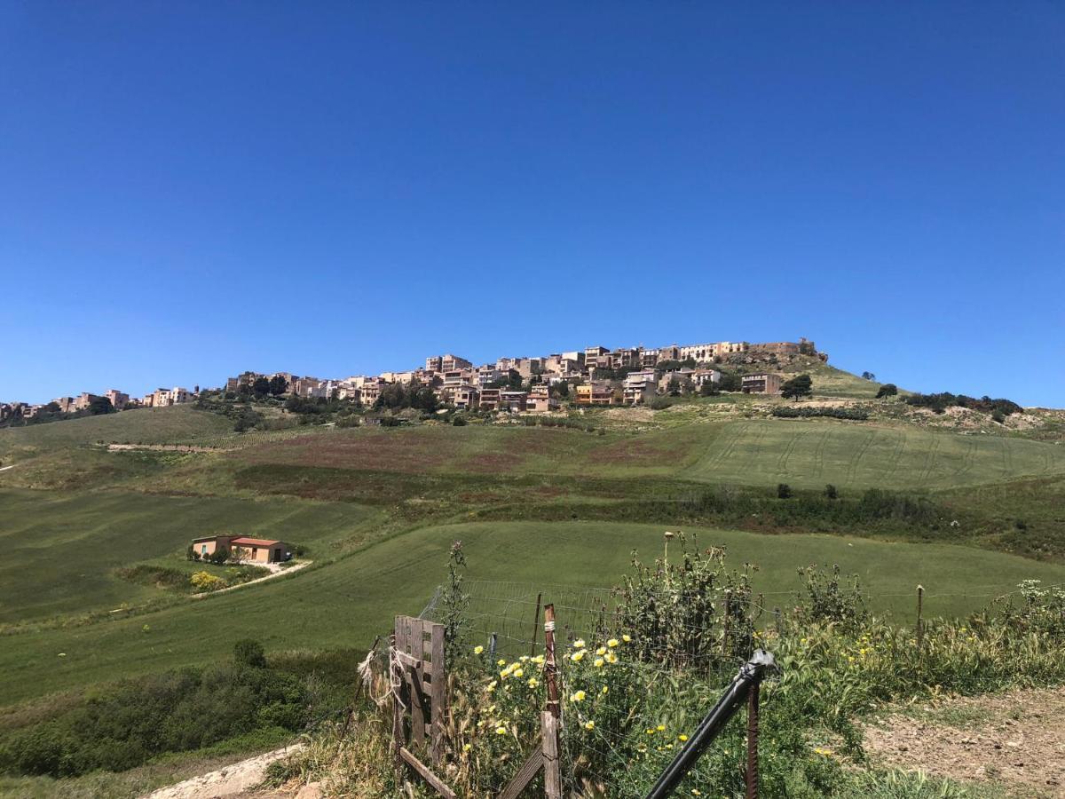 Vista Baglio Grande Apartment Sambuca di Sicilia Bagian luar foto