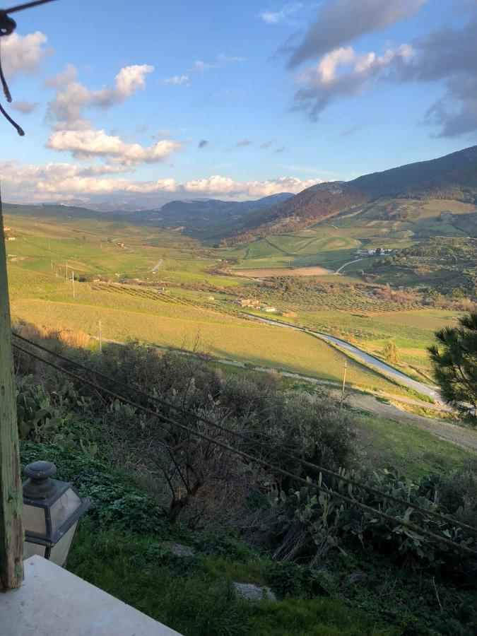 Vista Baglio Grande Apartment Sambuca di Sicilia Bagian luar foto